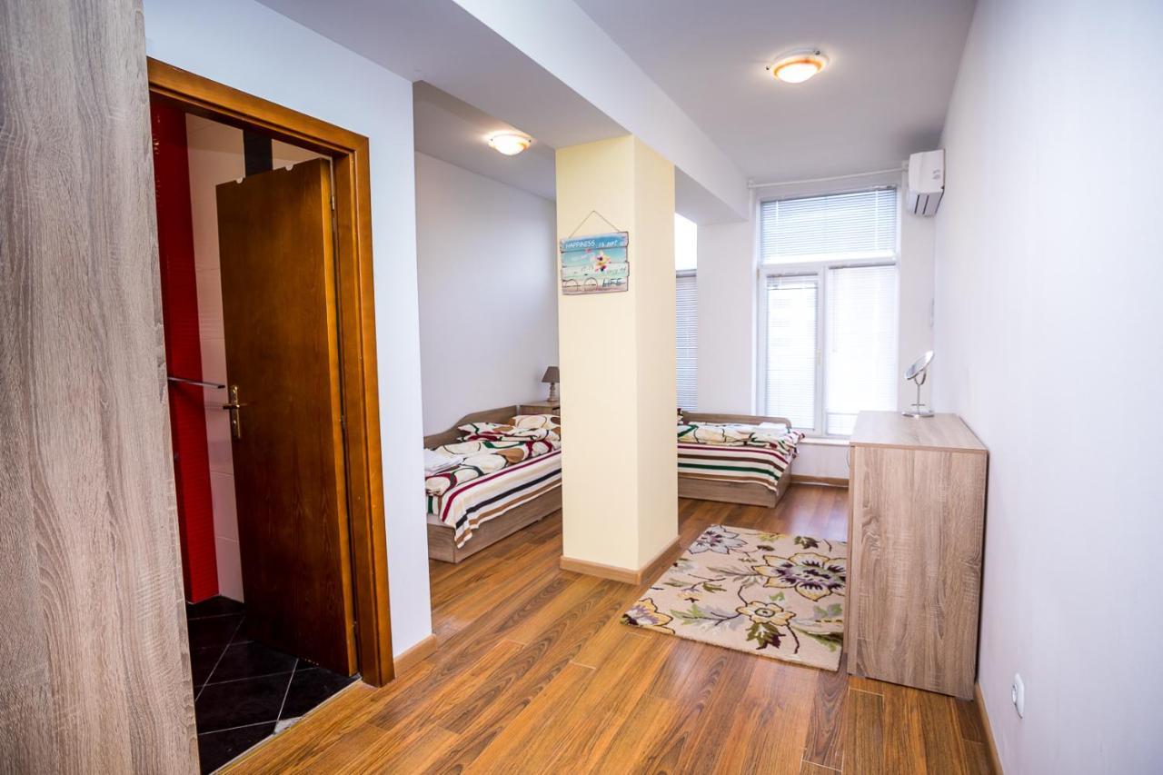 Old City Square Apartment Loveč Exteriér fotografie