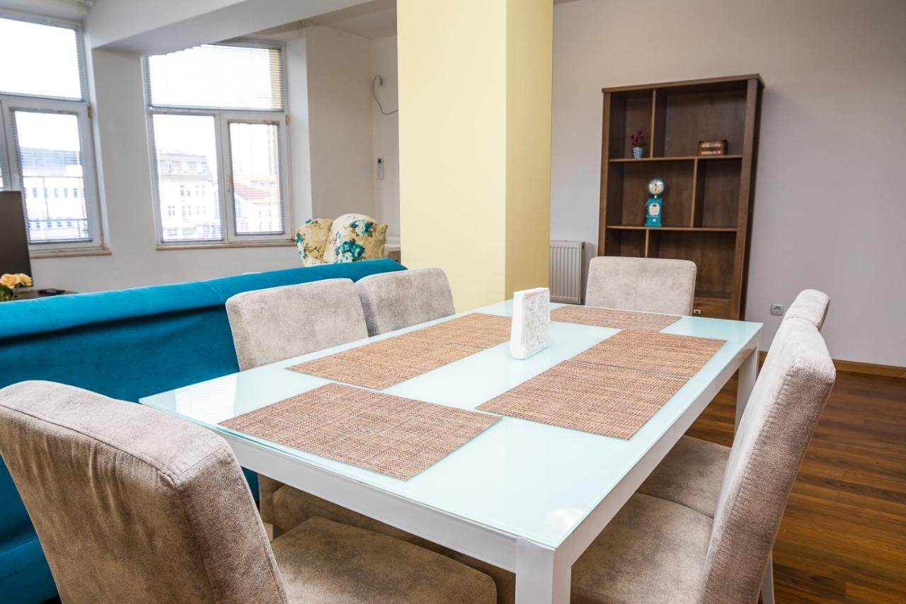 Old City Square Apartment Loveč Exteriér fotografie