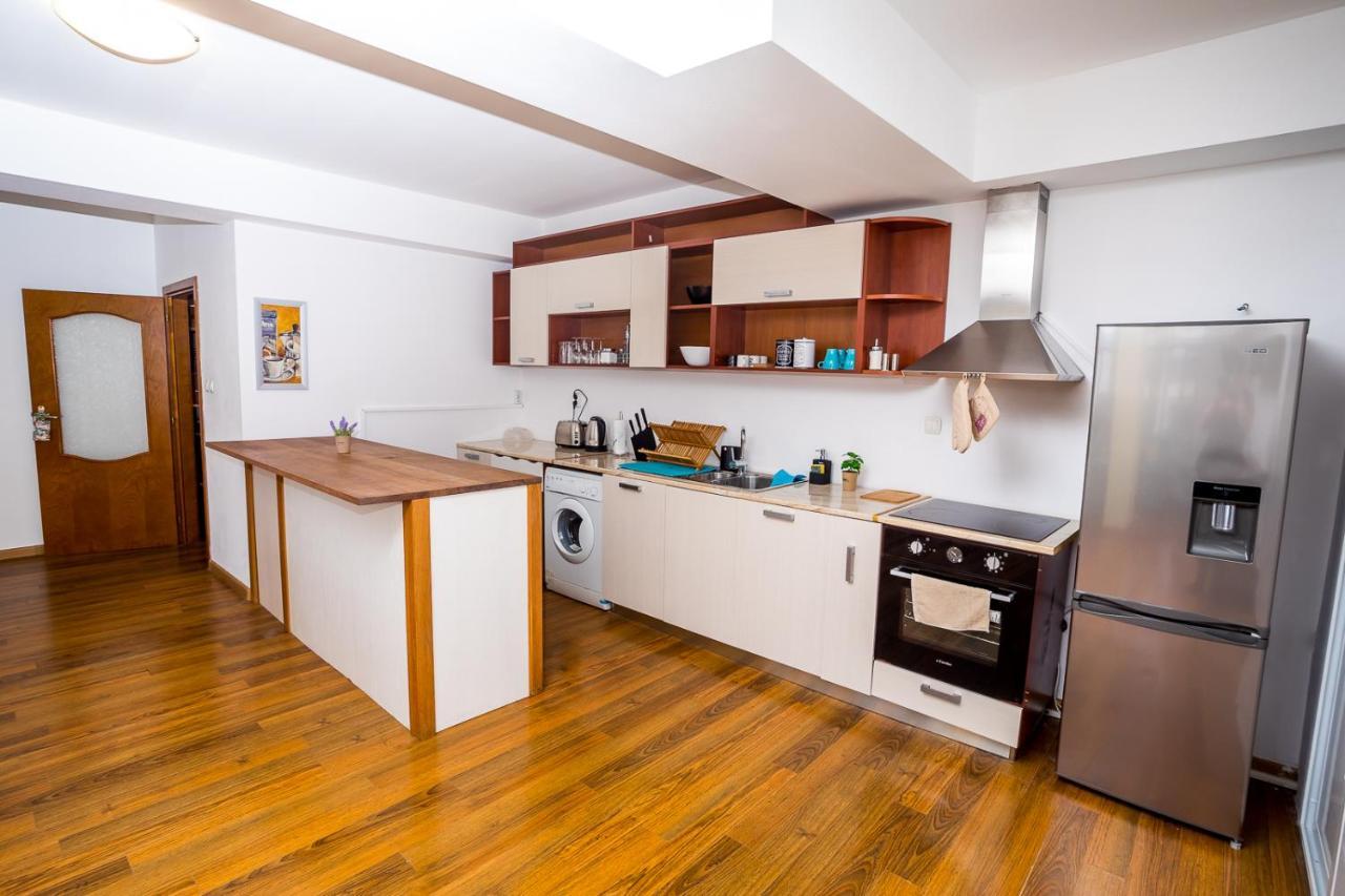 Old City Square Apartment Loveč Exteriér fotografie